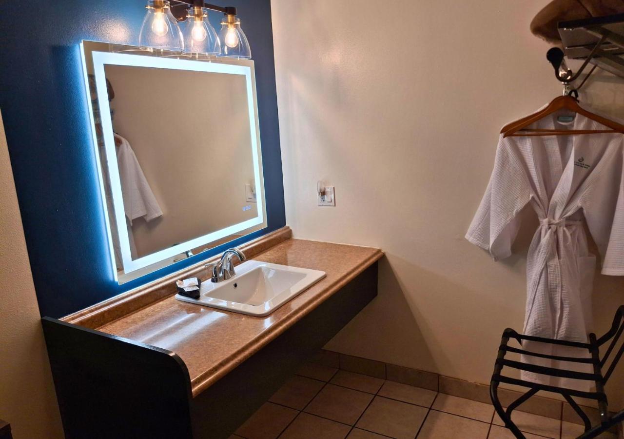 Shady Acre Inn And Suites Branson West Luaran gambar